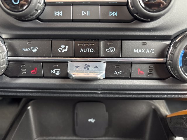 Used 2023 Ford Bronco Badlands w/ Sasquatch Package AWD/4WD image 27