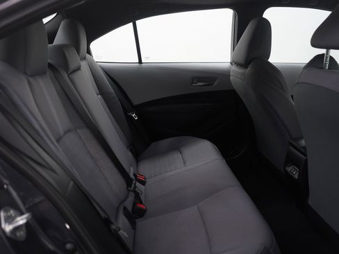 Used 2025 Toyota Corolla SE image 14