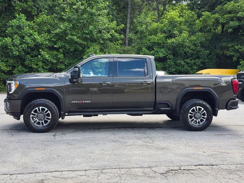 Used 2022 GMC Sierra 2500 AT4 w/ AT4 Preferred Package AWD/4WD image 4