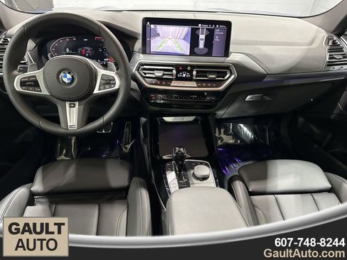 Certified 2024 BMW X3 xDrive30i w/ Premium Package image 7