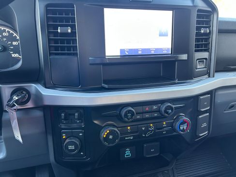 New 2026 Ford F550 4x4 Regular Cab Super Duty w/ XLT Value Package image 33