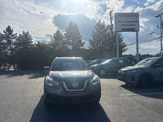 Used 2019 Nissan Kicks SV FWD video 2