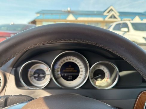 Used 2013 Mercedes-Benz C 300 4MATIC Sedan image 18