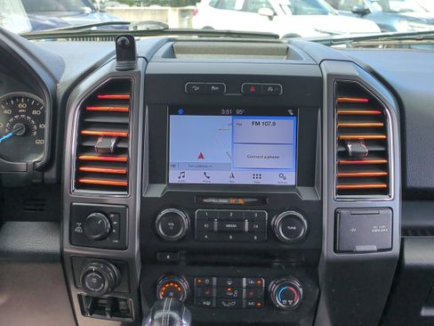 Used 2018 Ford F150 XLT w/ Equipment Group 302A Luxury image 19