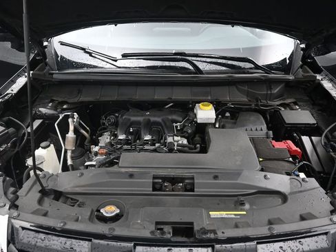 Used 2024 Nissan Pathfinder SV AWD/4WD image 34