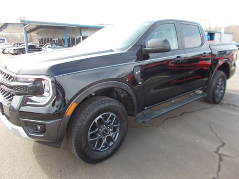 Used 2024 Ford Ranger XLT w/ Equipment Group 301A High image 3