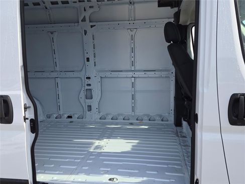 New 2026 RAM ProMaster 2500 FWD image 7