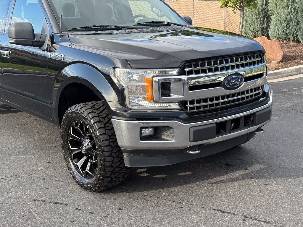 Used 2018 Ford F150 XLT w/ Equipment Group 302A Luxury AWD/4WD image 3