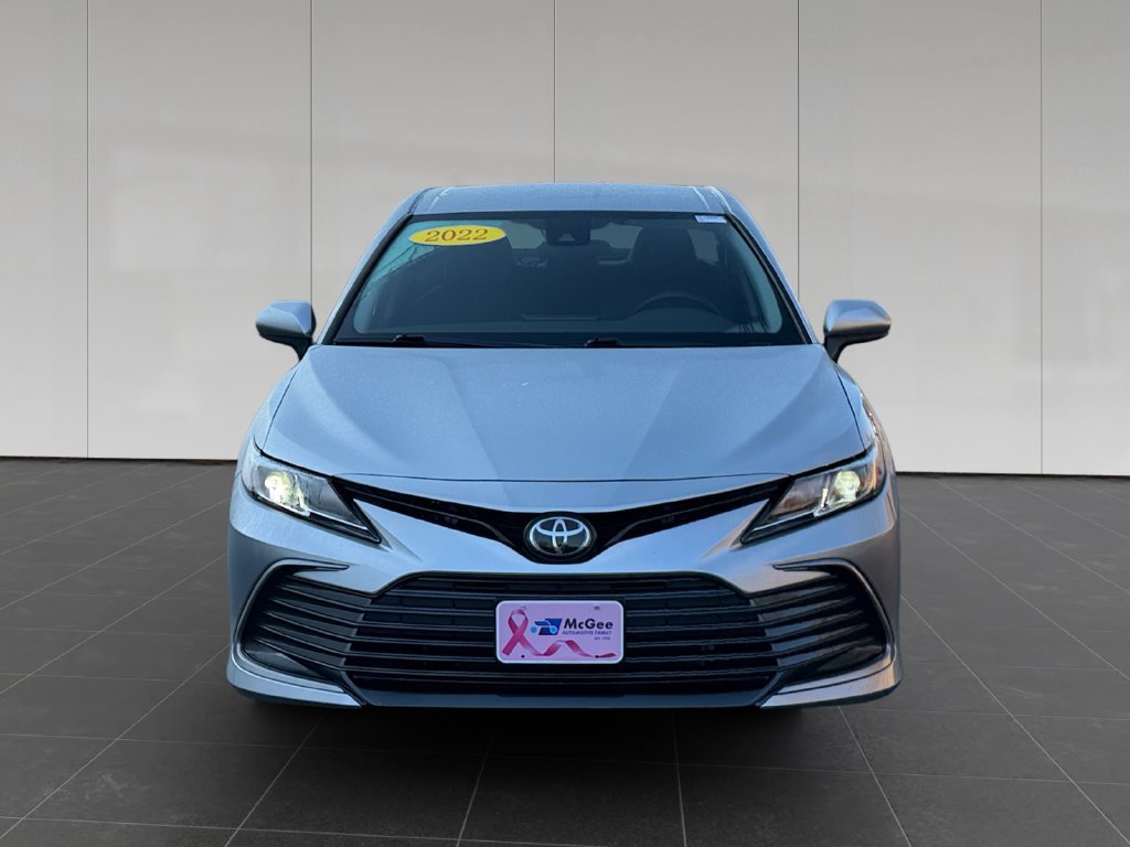 Used 2022 Toyota Camry LE FWD image 9