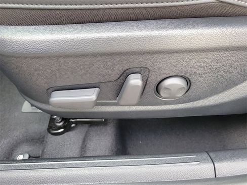 New 2026 Kia Seltos EX image 24