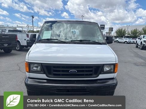 Used 2006 Ford E-350 and Econoline 350 Super Duty RWD image 3