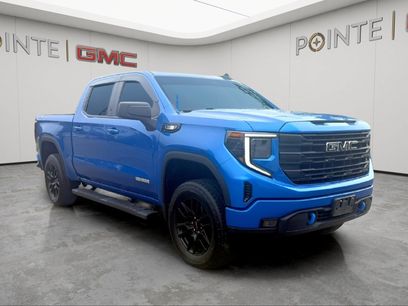 Used 2022 GMC Sierra 1500 Elevation w/ Preferred Package