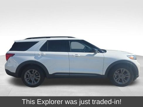 Certified 2023 Ford Explorer XLT w/ Equipment Group 202A RWD image 1