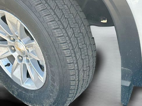 Used 2023 Chevrolet Silverado 1500 LT image 32