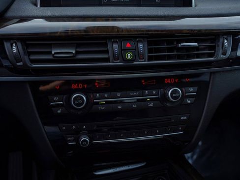 Used 2018 BMW X5 xDrive40e w/ Executive Package image 26