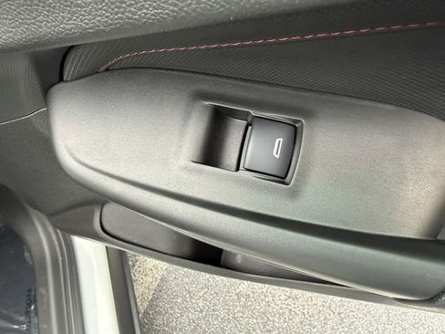 Used 2023 Chevrolet TrailBlazer RS w/ Convenience Package FWD image 27