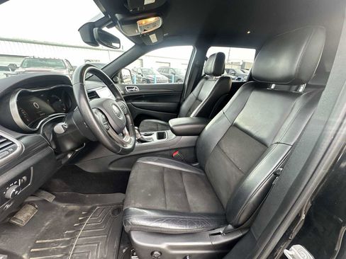 Used 2020 Jeep Grand Cherokee Altitude image 13