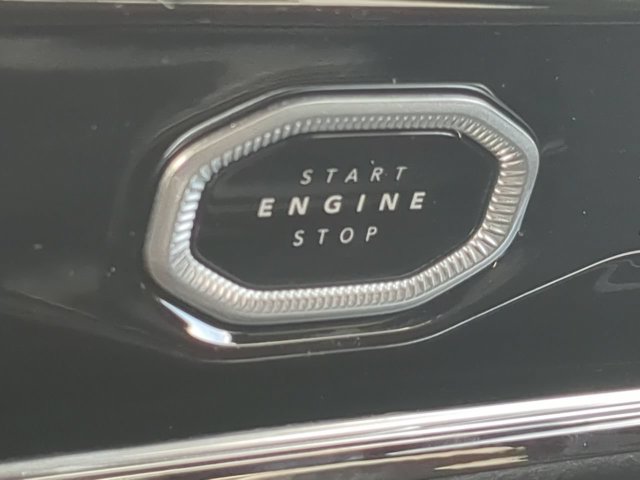New 2027 Jeep Grand Cherokee Limited RWD image 28