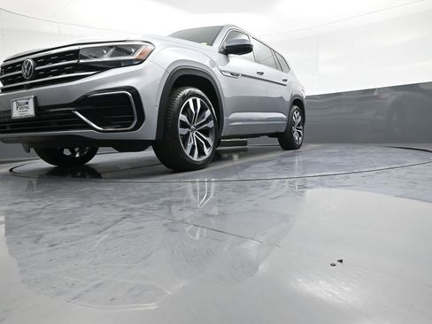 Used 2023 Volkswagen Atlas SEL Premium AWD/4WD image 28