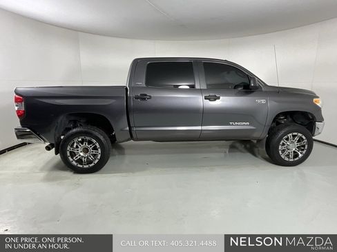Used 2016 Toyota Tundra SR5 image 8