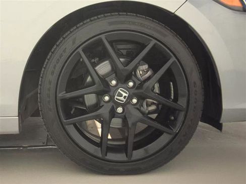 Used 2024 Honda Civic Sport image 10