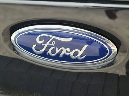 Used 2021 Ford F450 Platinum w/ FX4 Off-Road Package image 5