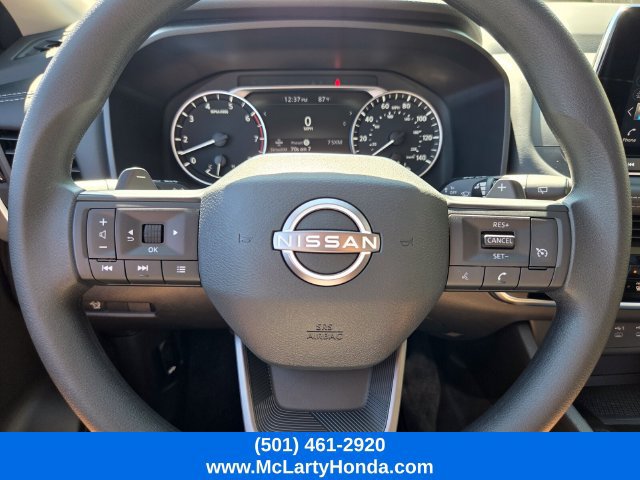 Used 2026 Nissan Rogue S FWD image 29