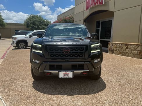 Used 2023 Nissan Frontier Pro-X w/ Pro-X Premium Package RWD image 4