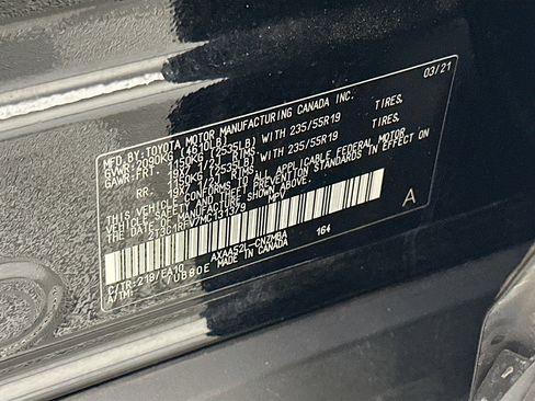 Used 2021 Toyota RAV4 XLE Premium FWD image 12