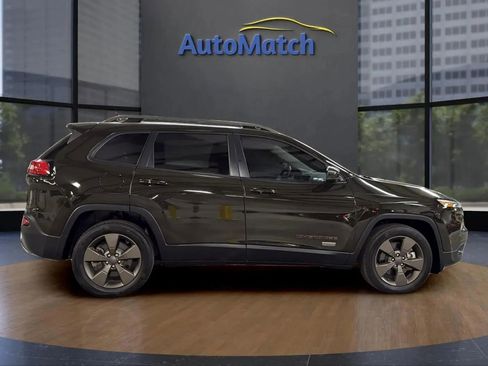 Used 2017 Jeep Cherokee 75th Anniversary image 11