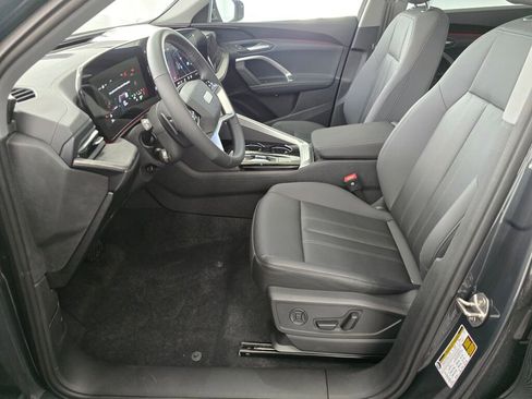 New 2025 Audi Q5 Premium image 12