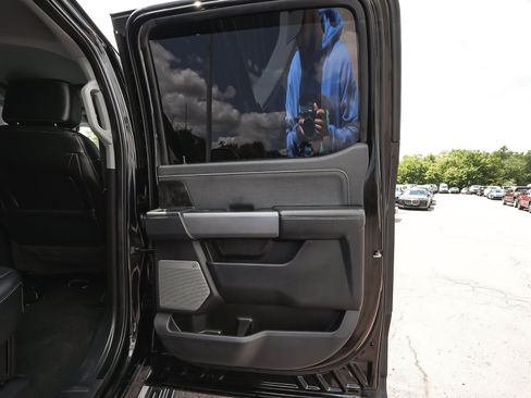 Used 2023 Ford F250 Lariat w/ Black Appearance Package AWD/4WD image 14
