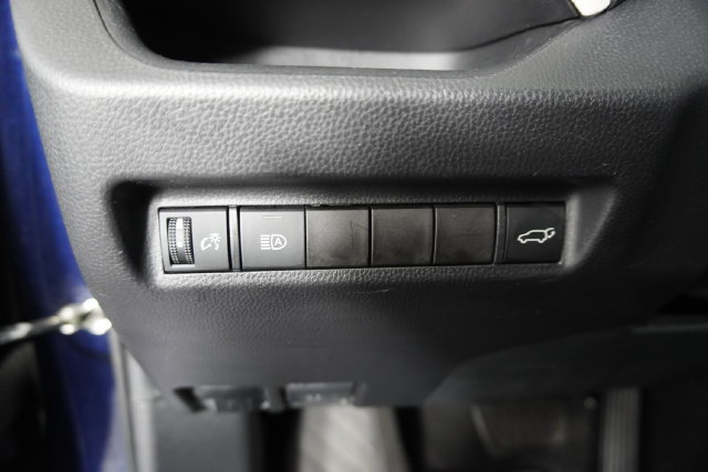 Used 2021 Toyota RAV4 XLE Premium FWD image 26