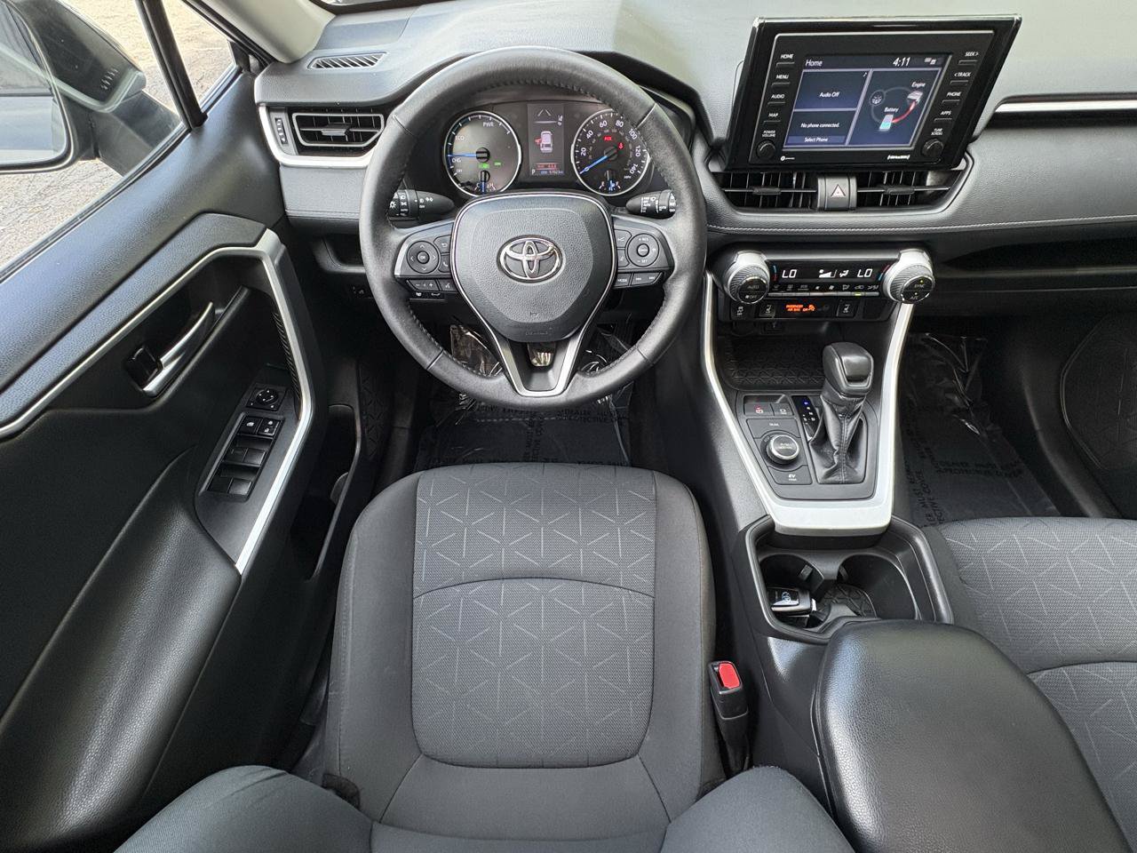 Used 2021 Toyota RAV4 XLE w/ Convenience Package AWD/4WD image 3