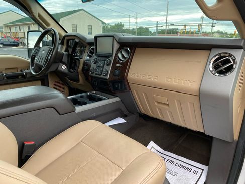 Used 2016 Ford F250 Lariat w/ Chrome Package AWD/4WD image 10