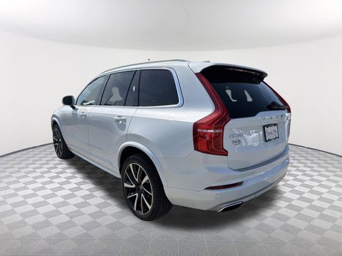 Used 2020 Volvo XC90 T6 Momentum w/ Protection Package Premier AWD/4WD image 8