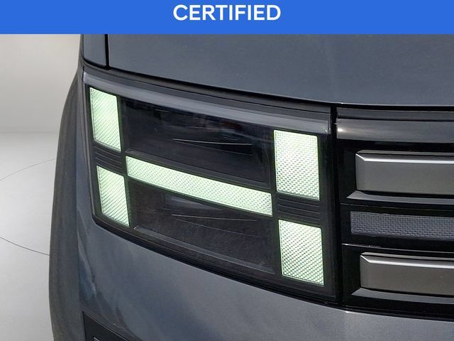 Certified 2025 Hyundai Santa Fe SE AWD/4WD image 9