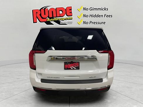 Used 2023 GMC Yukon XL SLT w/ SLT Luxury Package AWD/4WD image 4
