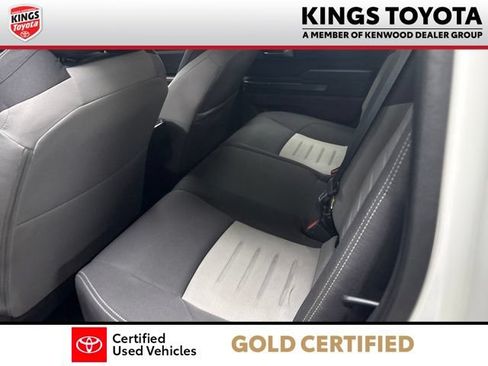 Certified 2024 Toyota Tacoma TRD Off-Road AWD/4WD image 14