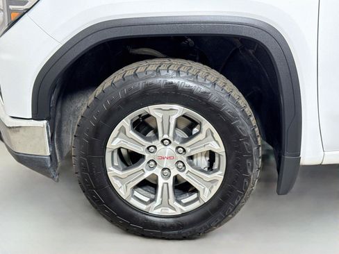 Certified 2025 GMC Sierra 1500 SLT RWD image 29