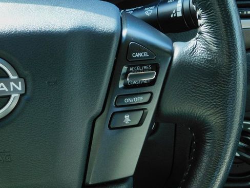 Used 2022 Nissan Frontier SV image 16