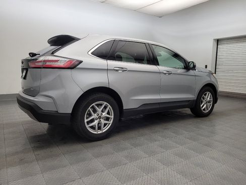 Used 2024 Ford Edge SEL image 10