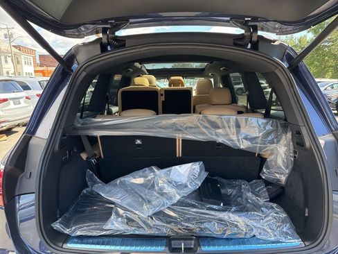New 2026 Mercedes-Benz GLS 450 4MATIC image 27