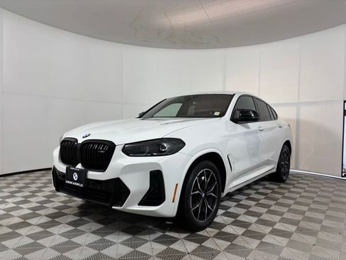 Certified 2024 BMW X4 M40i w/ Premium Package AWD/4WD image 3