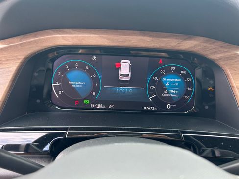 Used 2024 Volkswagen Atlas SE FWD image 10