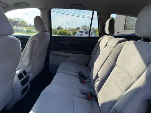 Used 2019 Honda Pilot EX image 37