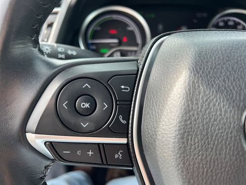 Used 2023 Toyota Camry XLE image 24