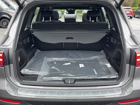 New 2026 Mercedes-Benz GLB 35 AMG 4MATIC image 9