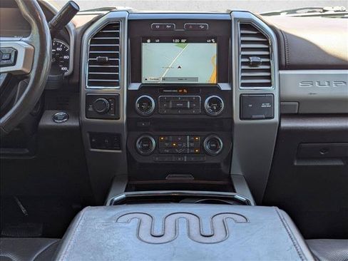 Used 2017 Ford F250 King Ranch w/ FX4 Off-Road Package AWD/4WD image 13