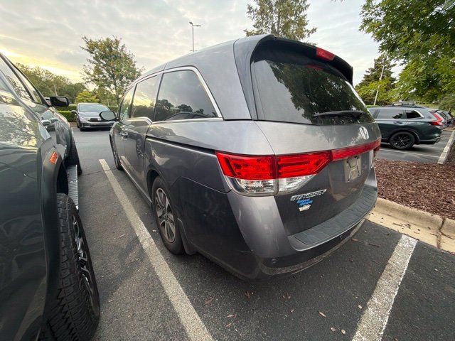 Used 2016 Honda Odyssey Touring Elite image 9
